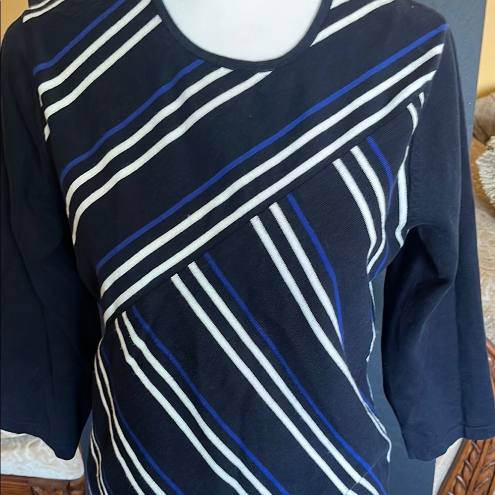 Liz Claiborne Blue Graphic Boxy 3/4 Sleeve Blouse